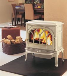 Jøtul F 400 SD Ivory Enamel Wood Stove Jøtul F 400 SD Ivory Enamel Wood Stove